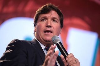 „Koho to zajímá?“ Trumpův bývalý spojenec Tucker C...